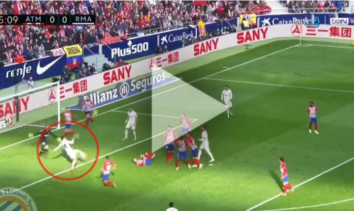 GENIALNY gol Casemiro z przewrotki! [VIDEO]